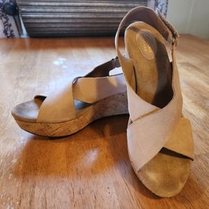 Clark Tan Wedges